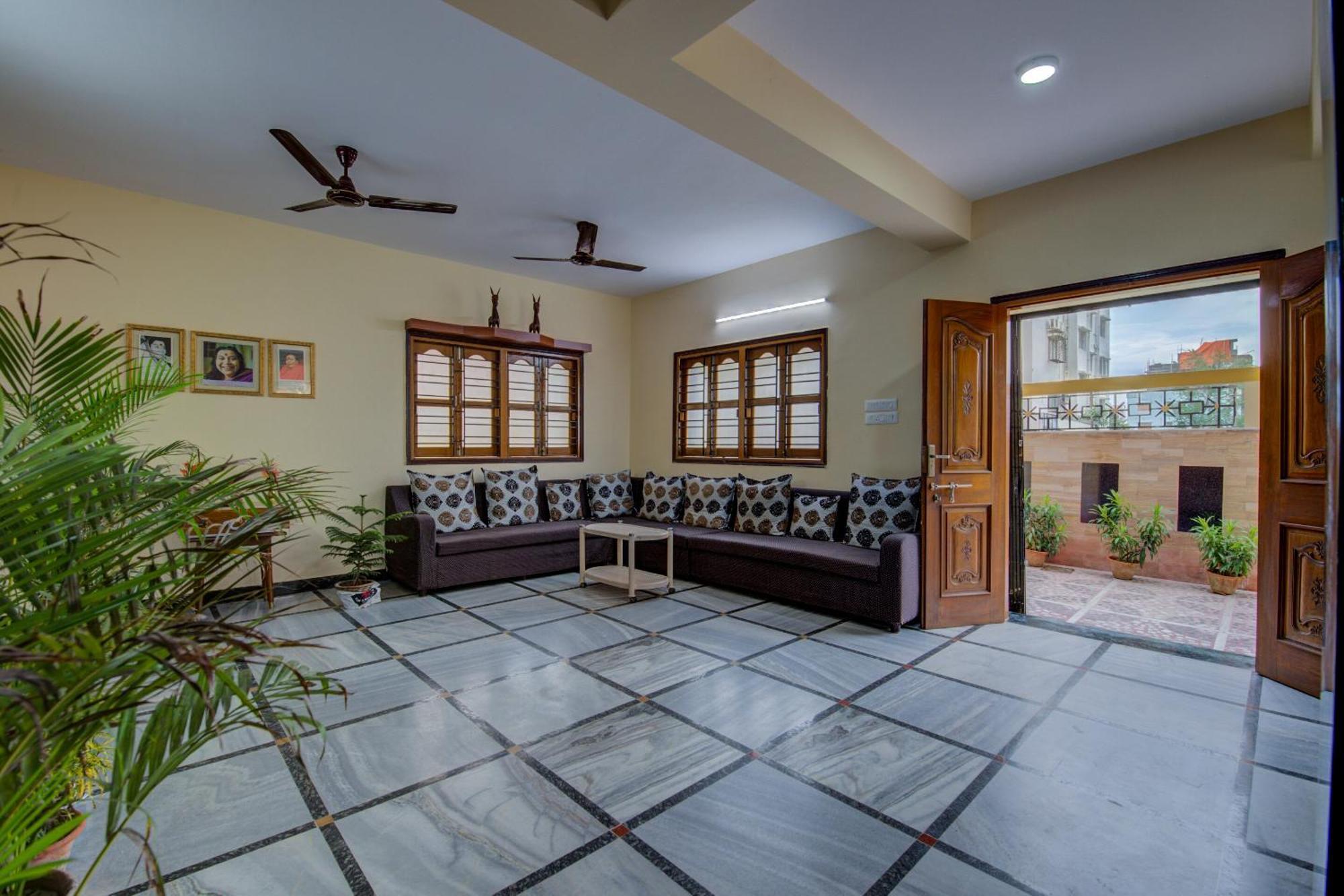 The Syncretic Guest House Kolkata Exterior photo